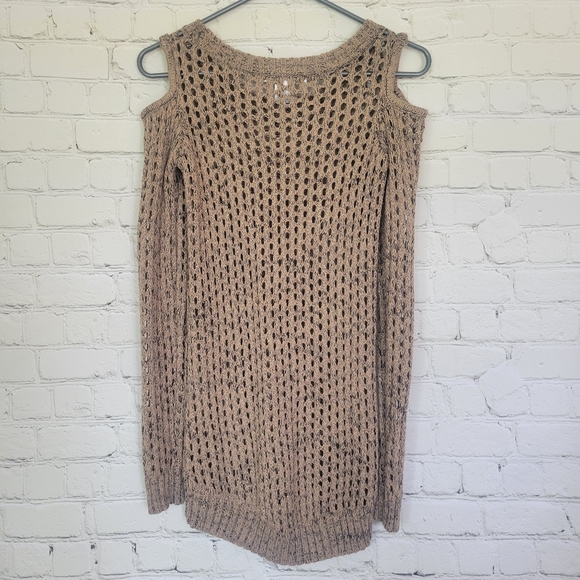 Say What Cold Shoulder Sz M - Picture 2 of 4